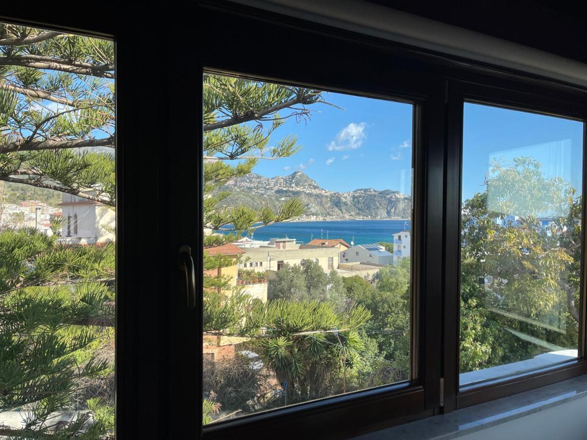 John Sea Suites Giardini Naxos Exterior photo