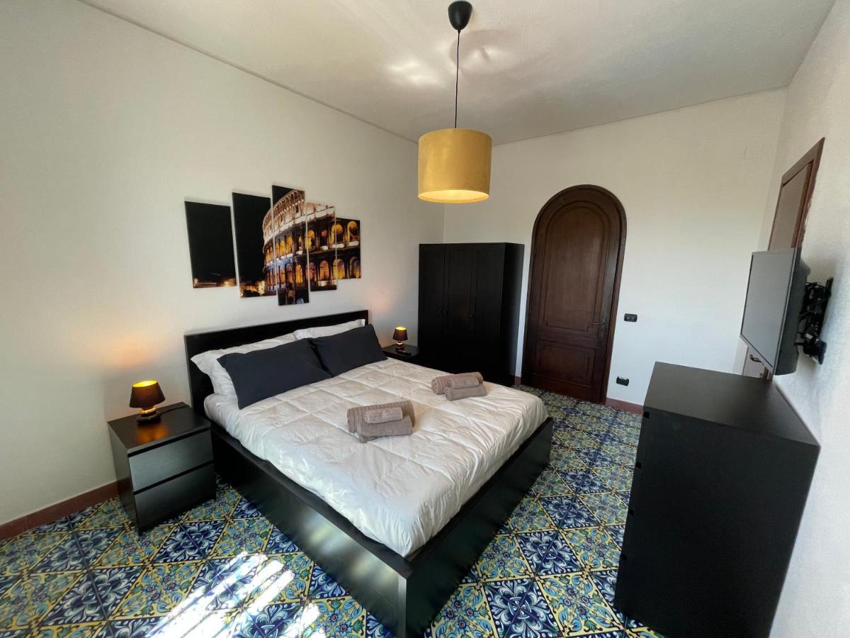 John Sea Suites Giardini Naxos Exterior photo